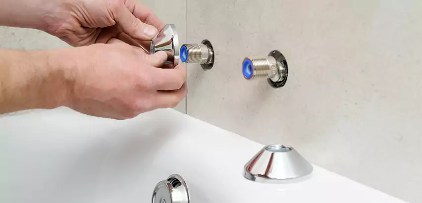 Bathtub Faucet Diverter Replacement in Raleigh
